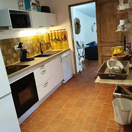 Apartment La Bastide Du Capelier - Pour 4 Personnes Avec Baignoire Balneotherapie
